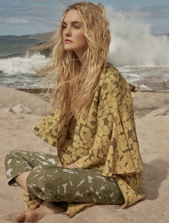 Marie Claire Brazil Caroline Trentini | September 2017
